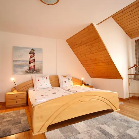 Wolfgang In Apartment Altenkirchen (Mecklenburg-Vorpommern)