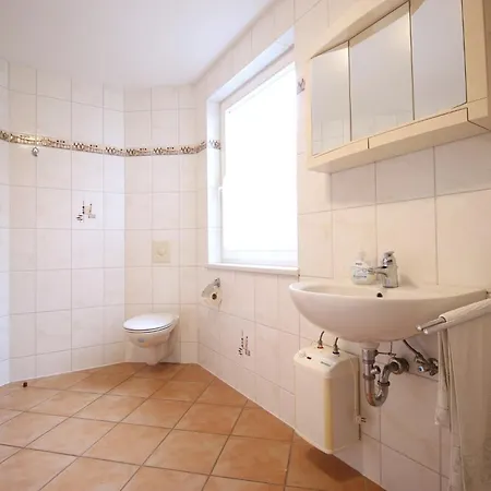 Wolfgang In Apartment Altenkirchen (Mecklenburg-Vorpommern)
